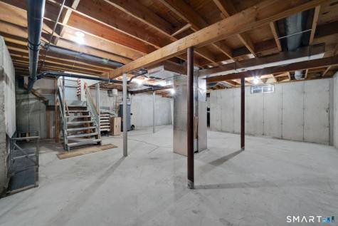 103 Wyndemere Court South Windsor CT 06074