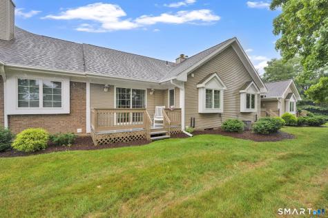 103 Wyndemere Court South Windsor CT 06074