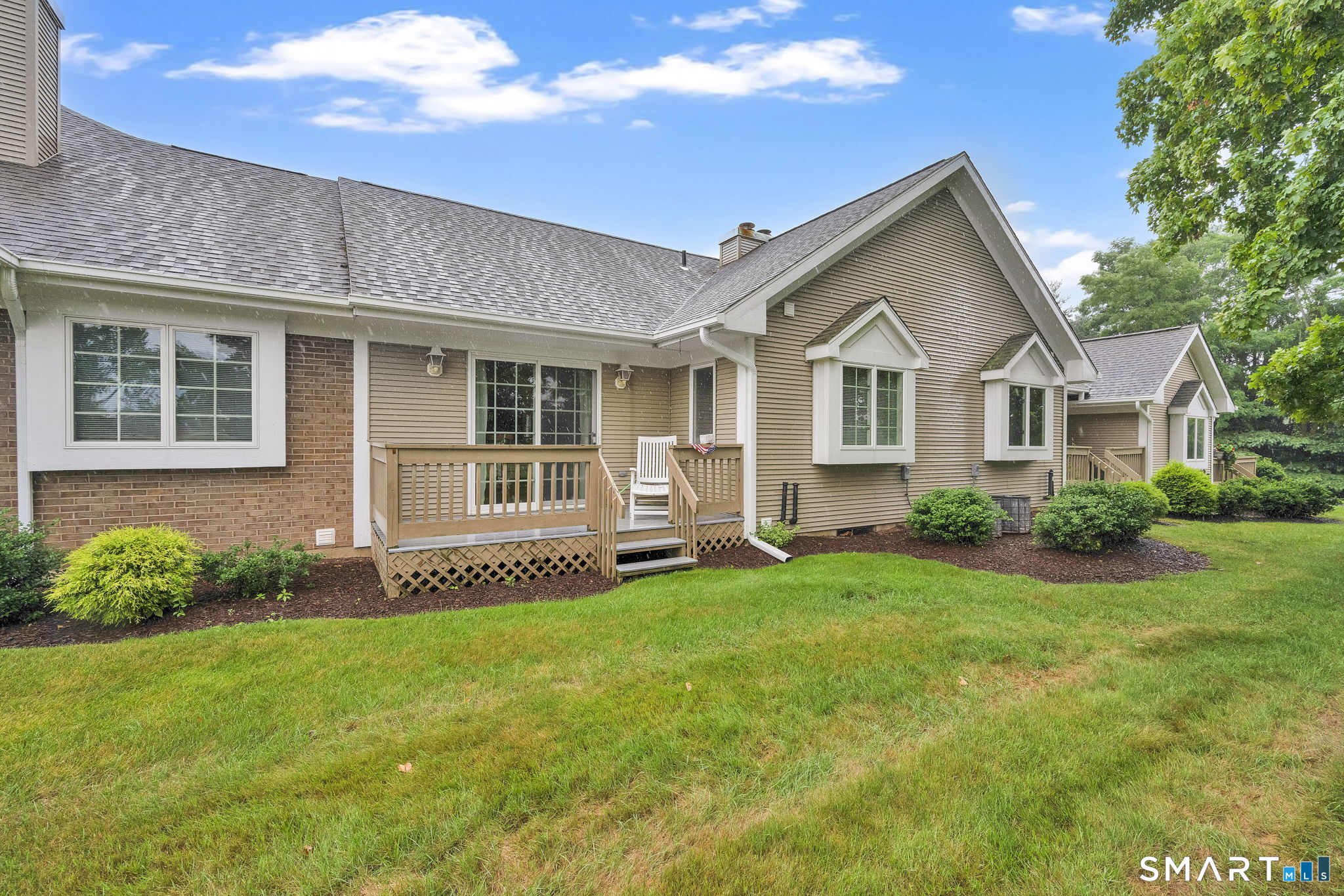 103 Wyndemere Court South Windsor CT 06074