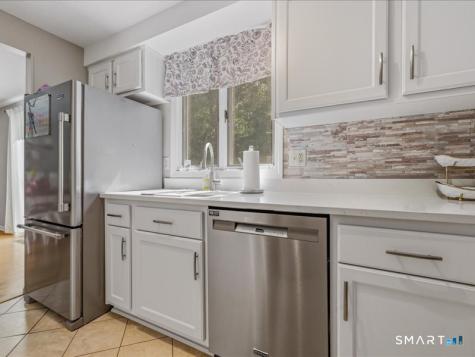 2900 Dover Court Windsor CT 06095