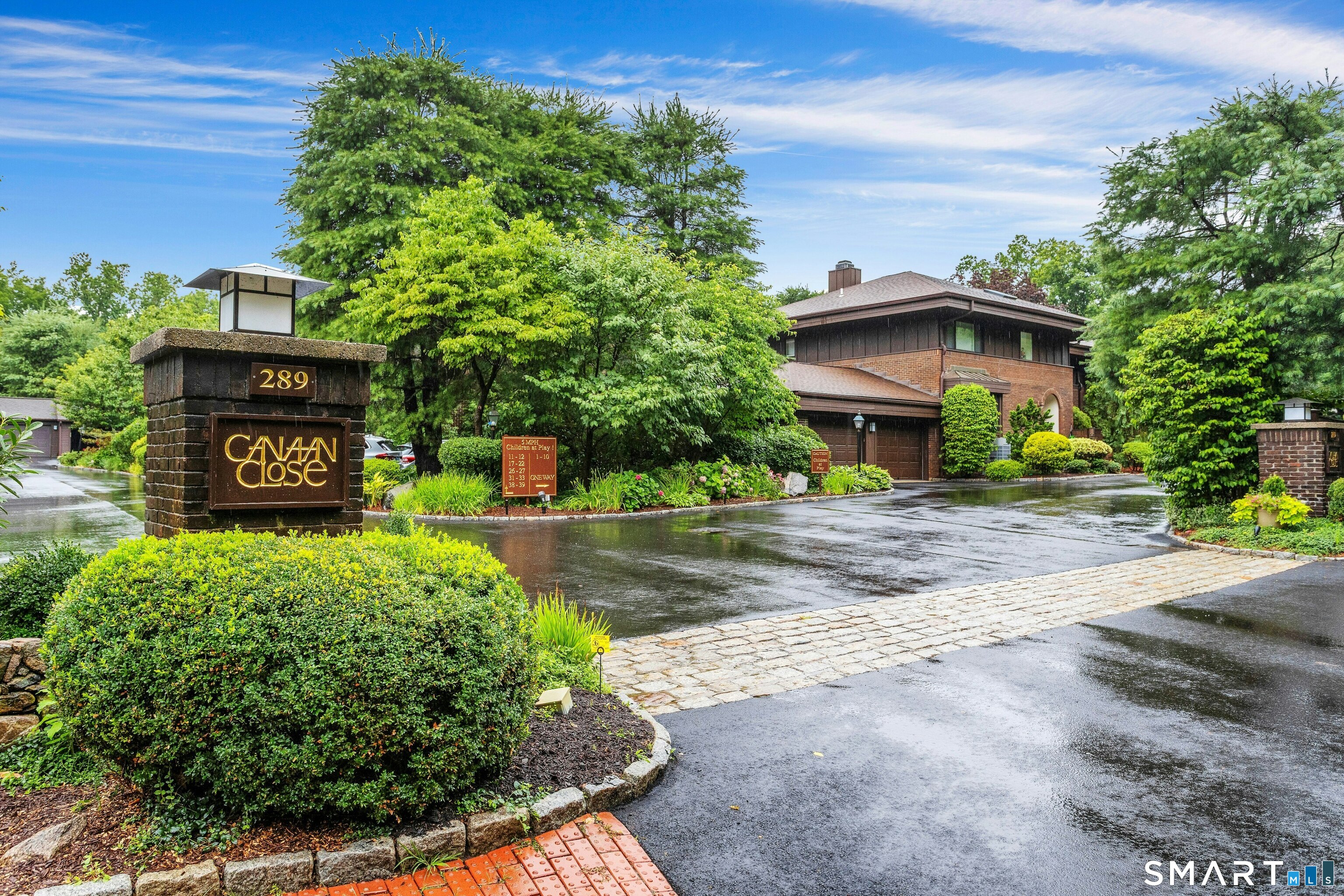 289 New Norwalk Road New Canaan CT 06840