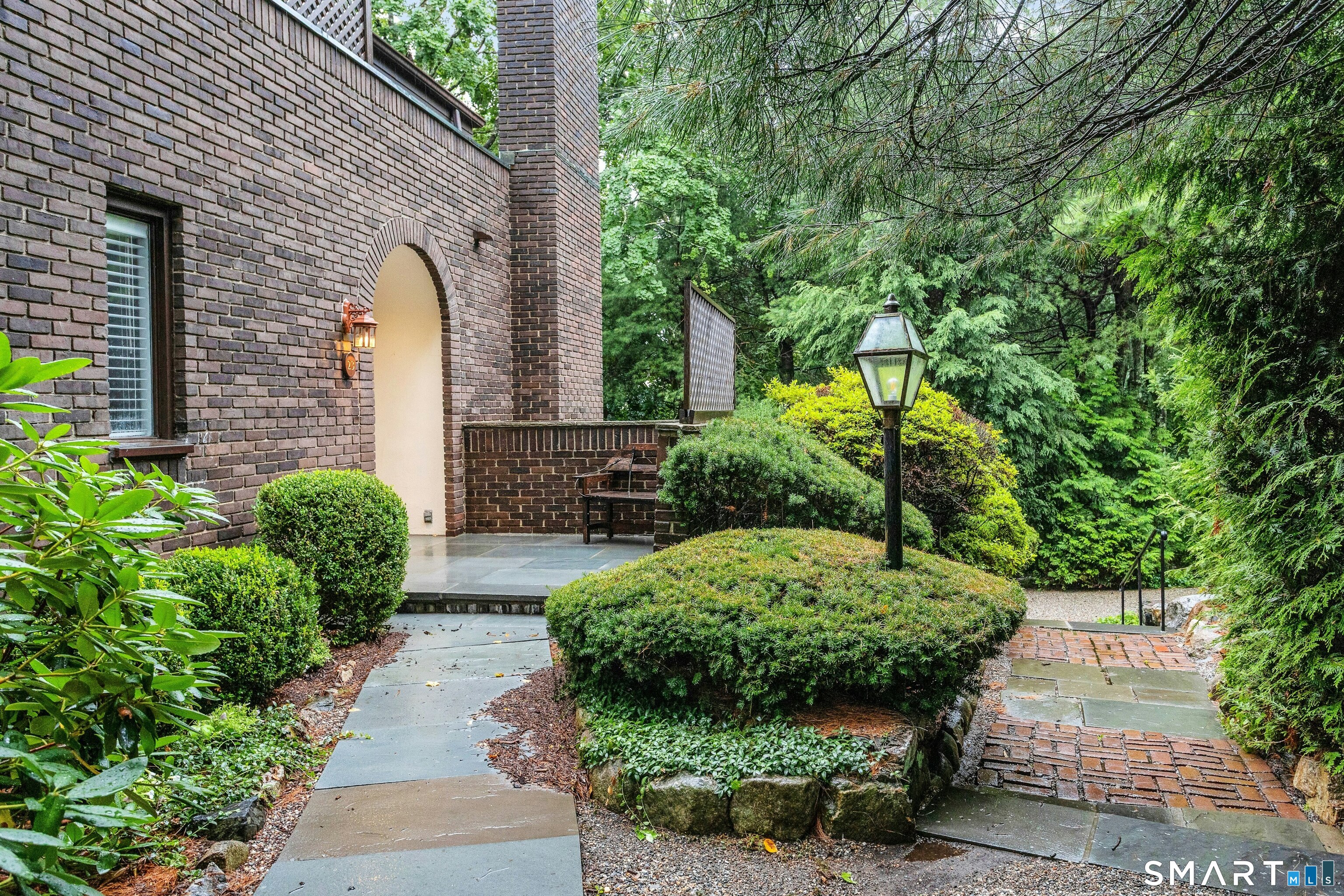 289 New Norwalk Road New Canaan CT 06840