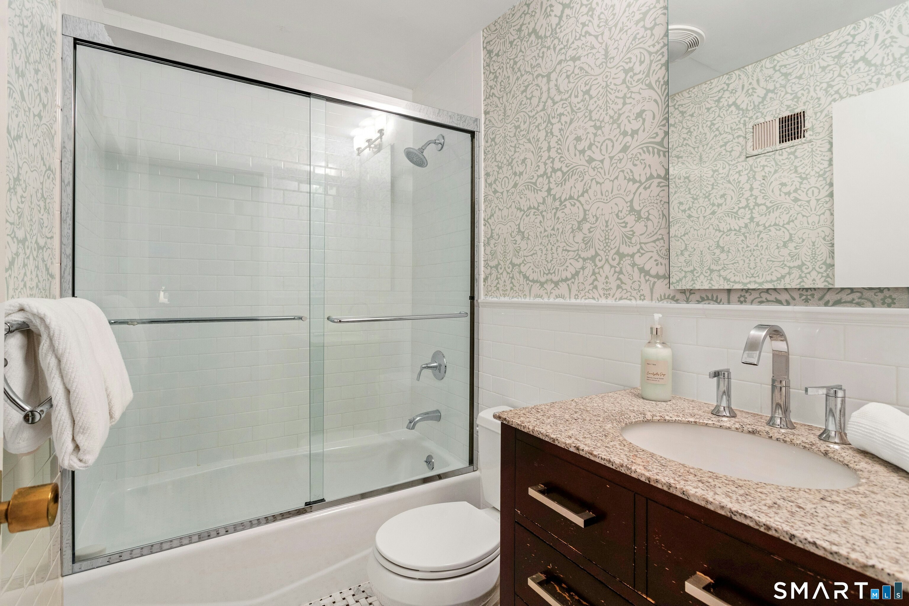 289 New Norwalk Road New Canaan CT 06840