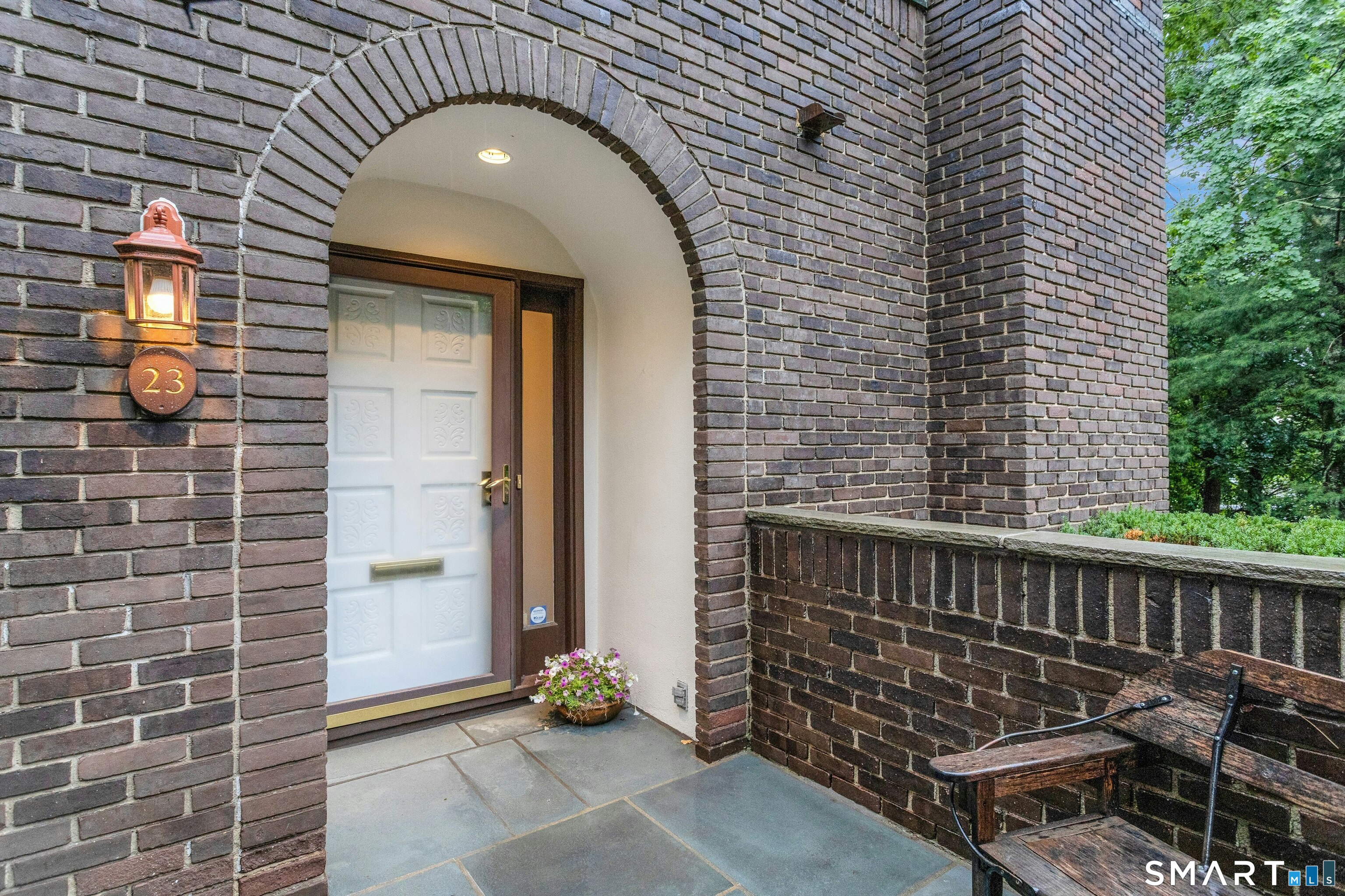289 New Norwalk Road New Canaan CT 06840