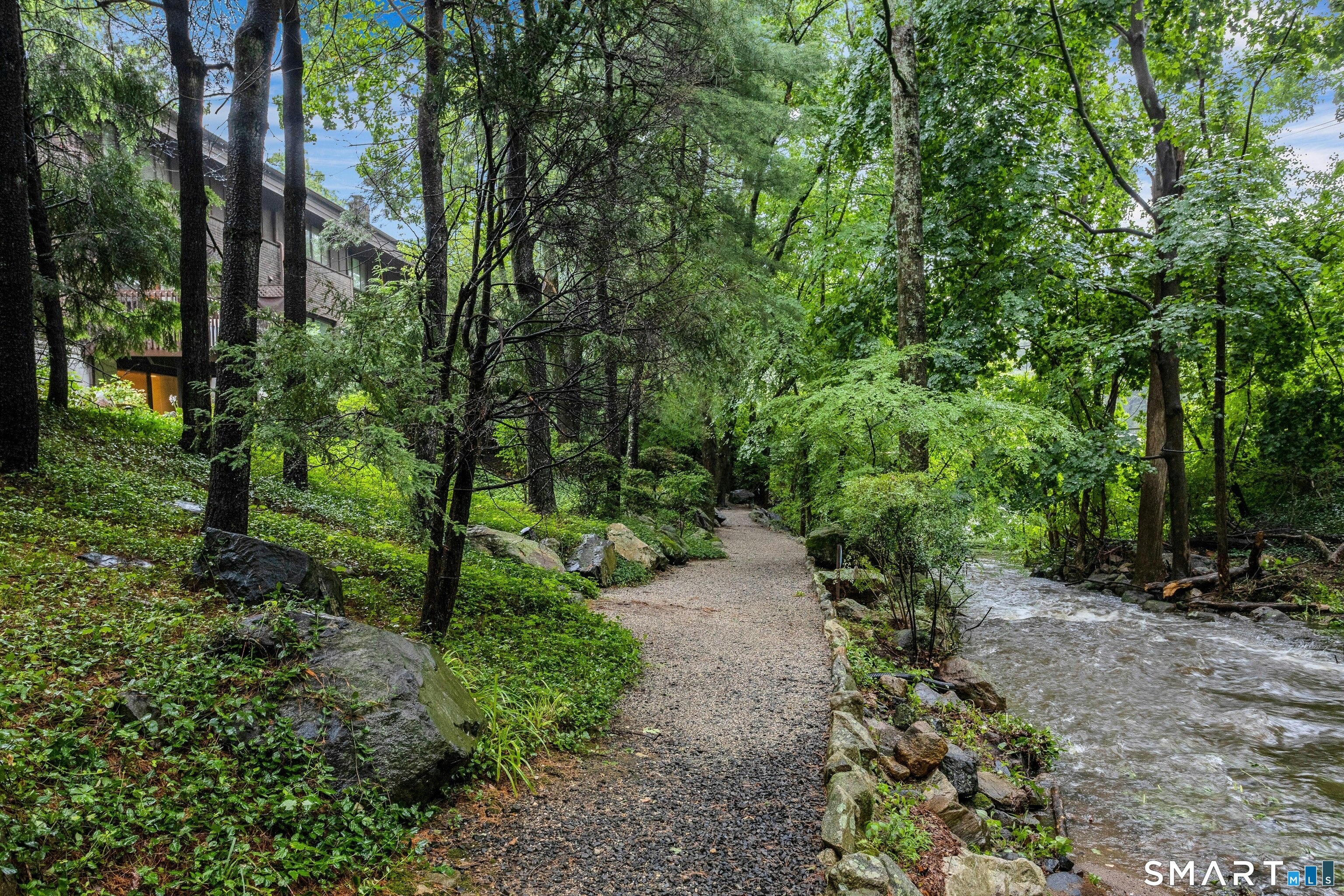 289 New Norwalk Road New Canaan CT 06840