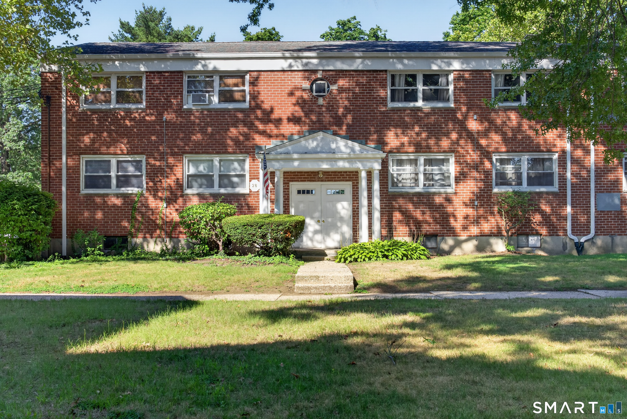 28 Courtland Avenue Stamford CT 06902