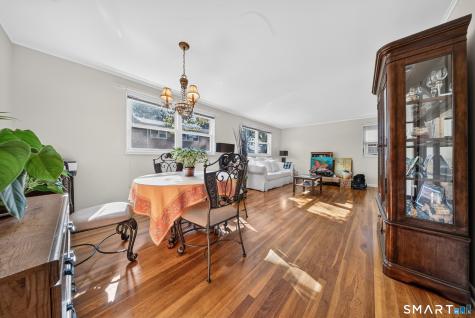 28 Courtland Avenue Stamford CT 06902