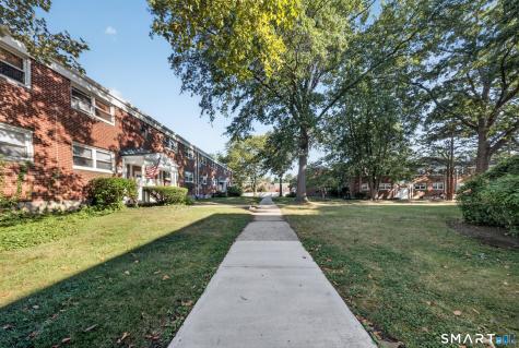 28 Courtland Avenue Stamford CT 06902