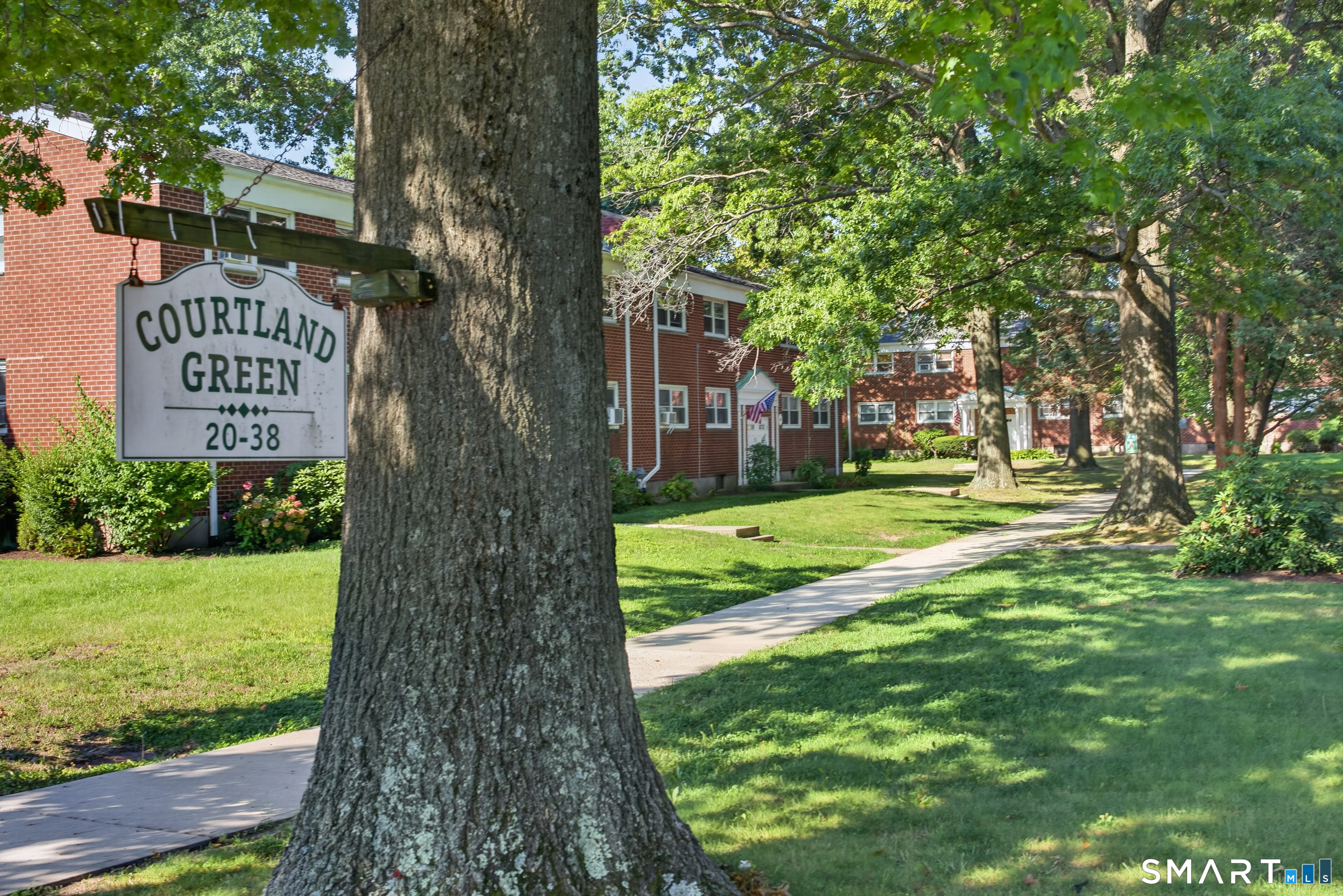 28 Courtland Avenue Stamford CT 06902