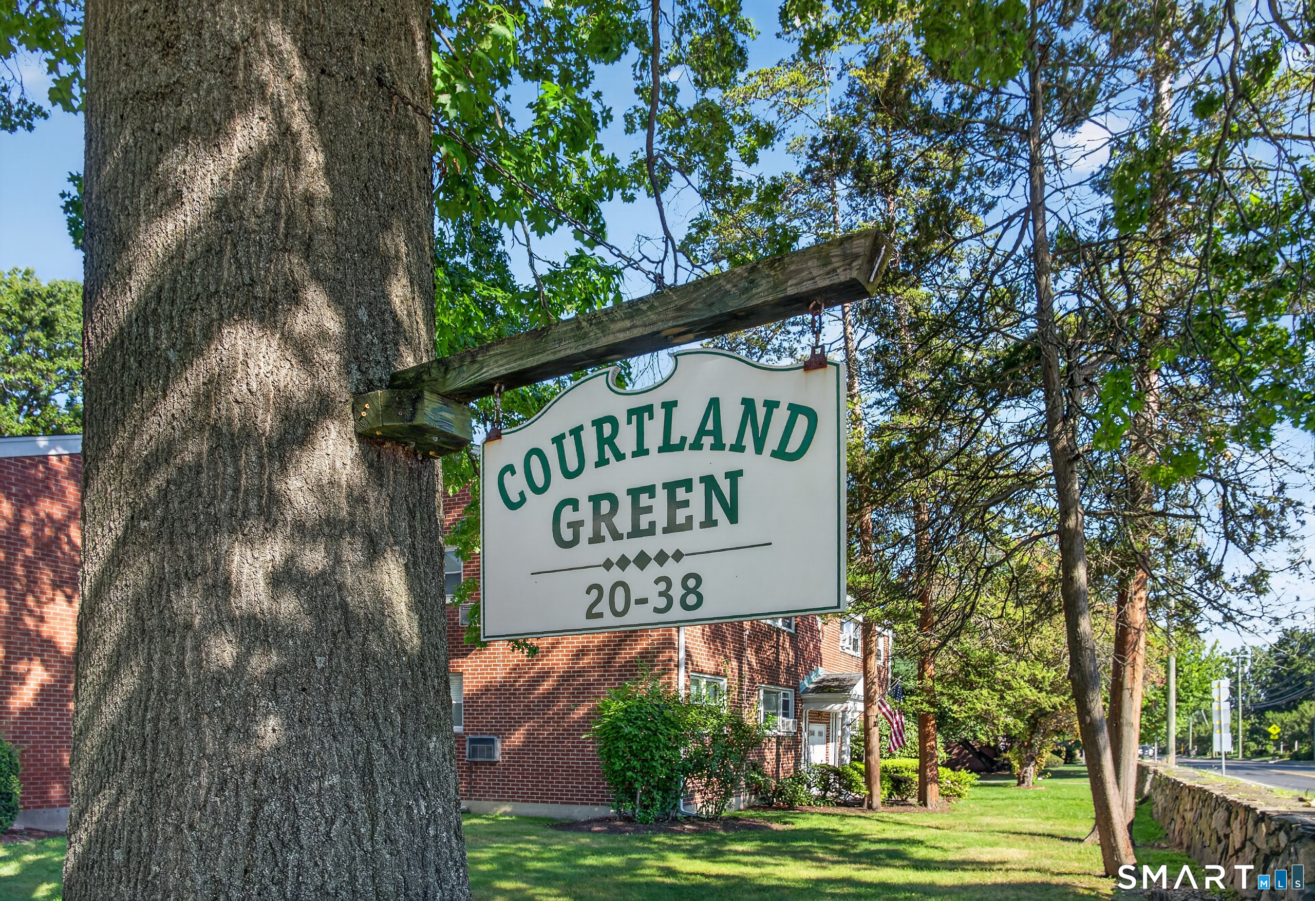 28 Courtland Avenue Stamford CT 06902