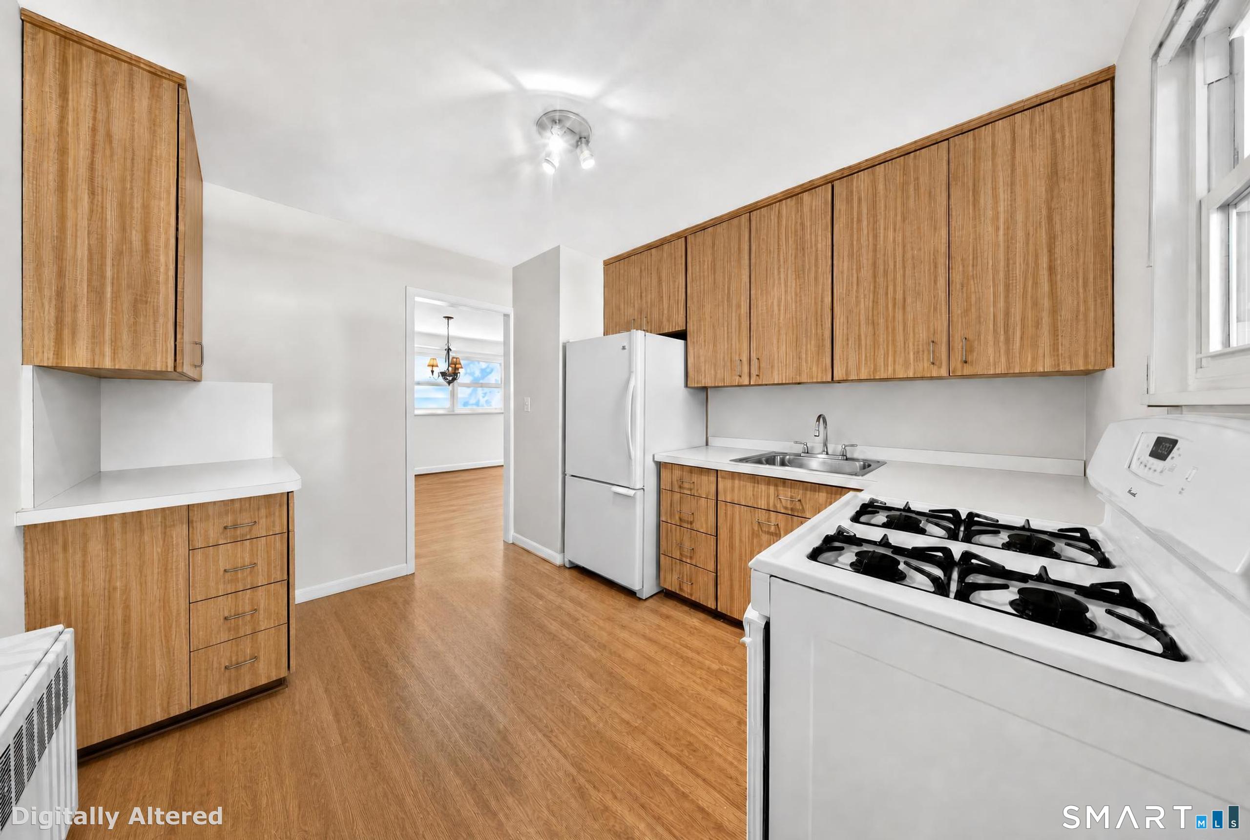 28 Courtland Avenue Stamford CT 06902
