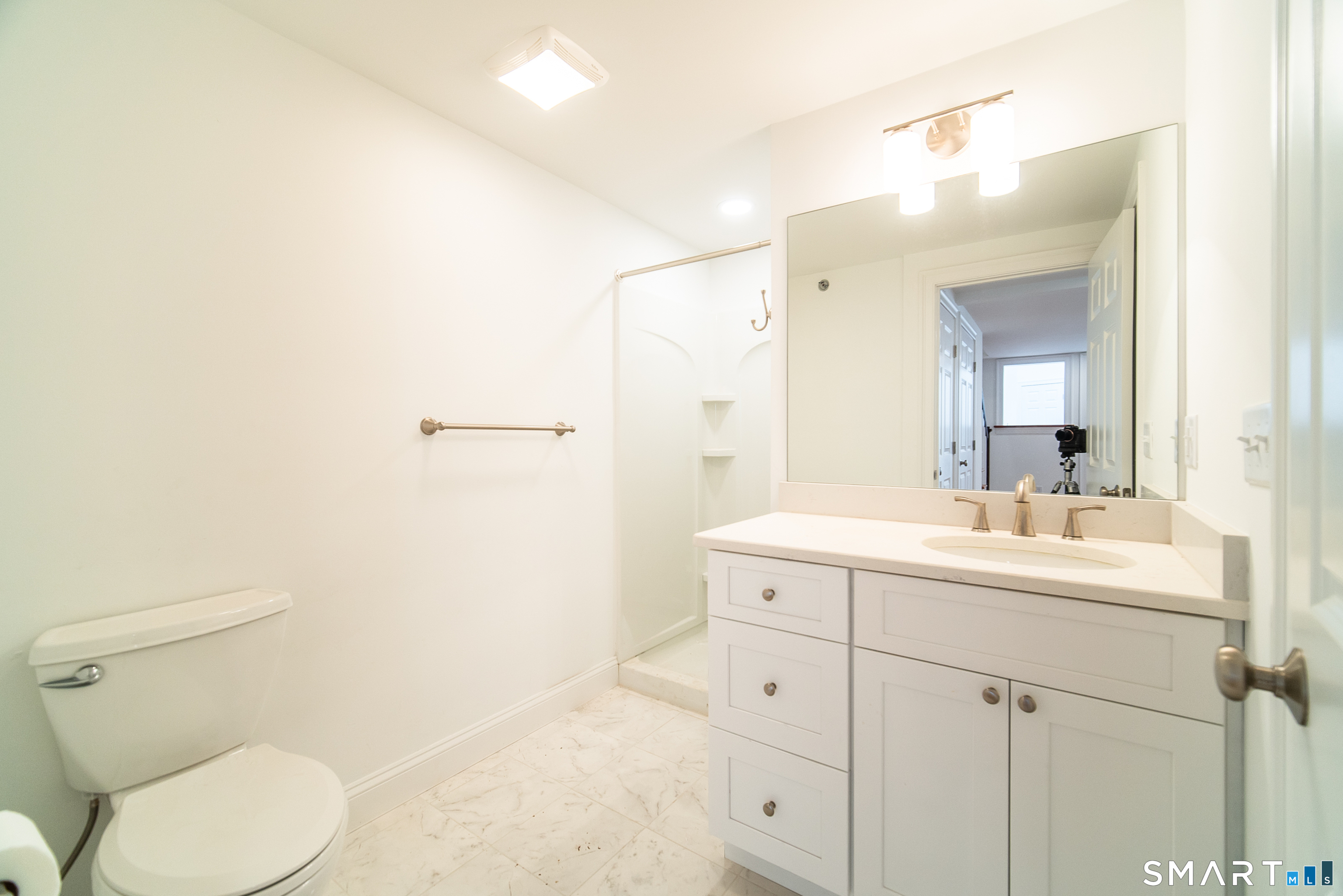 1154 Poquonnock Road Groton CT 06340
