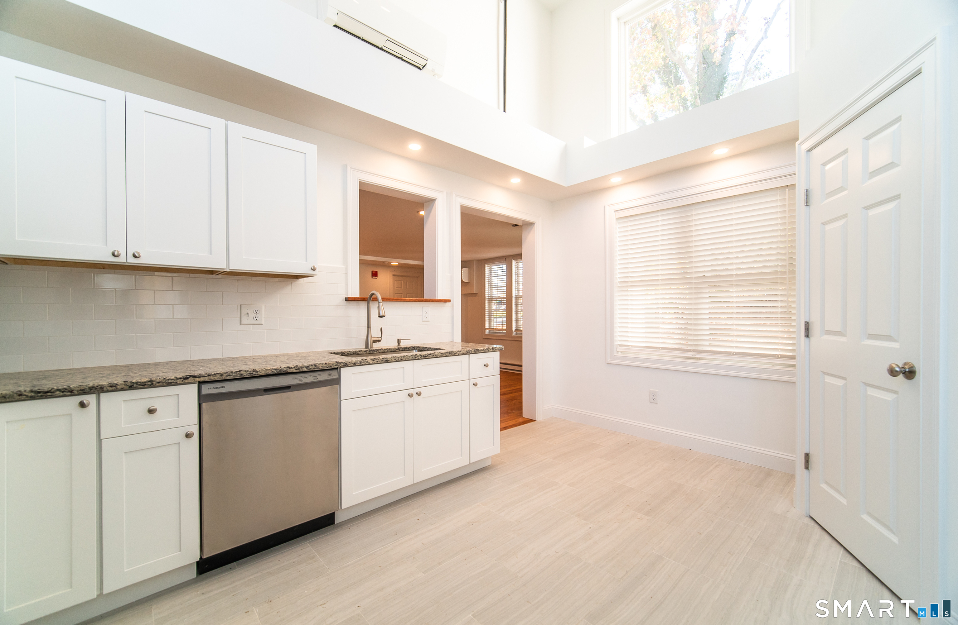1154 Poquonnock Road Groton CT 06340
