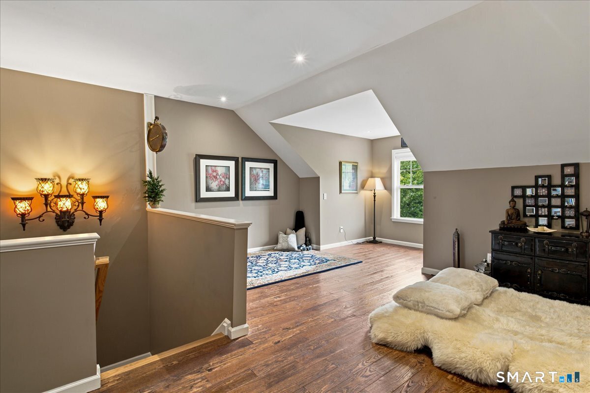 28 Woodcrest Lane Danbury CT 06810