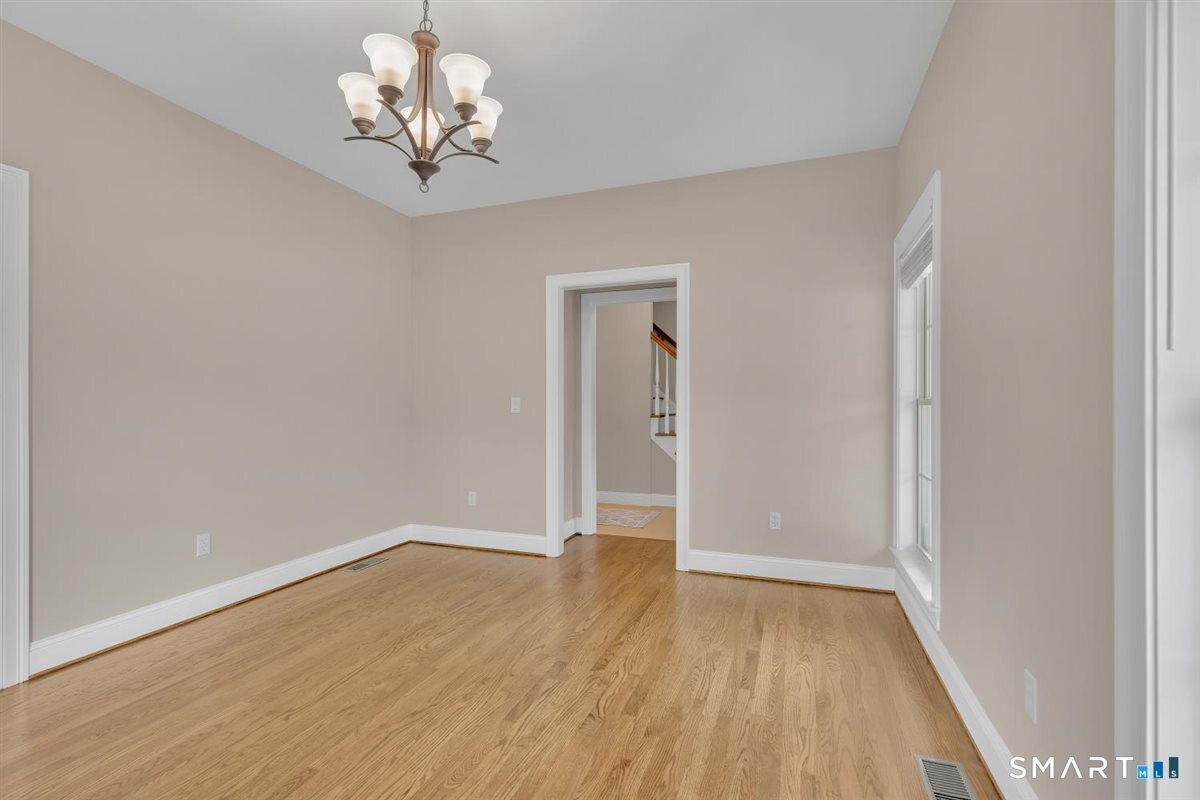 2 Chapman Chase Windsor Locks CT 06096