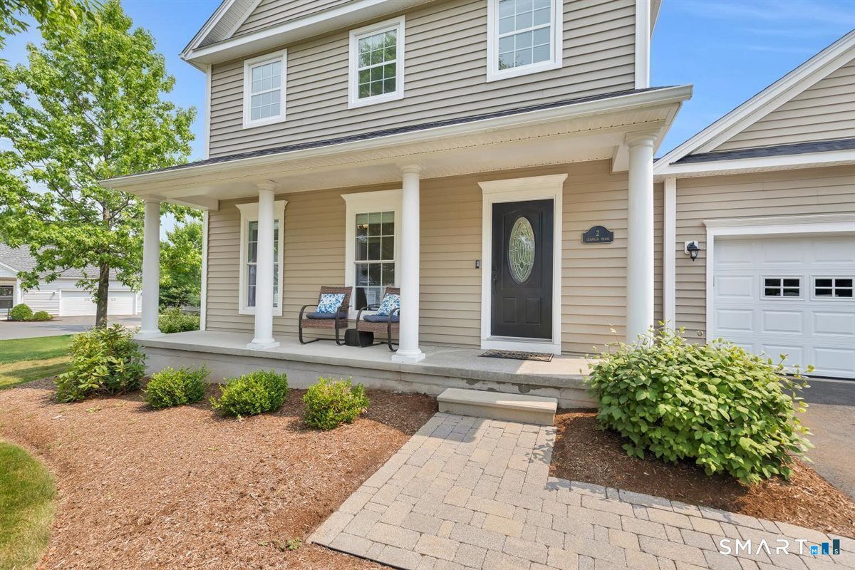 2 Chapman Chase Windsor Locks CT 06096