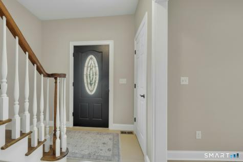 2 Chapman Chase Windsor Locks CT 06096