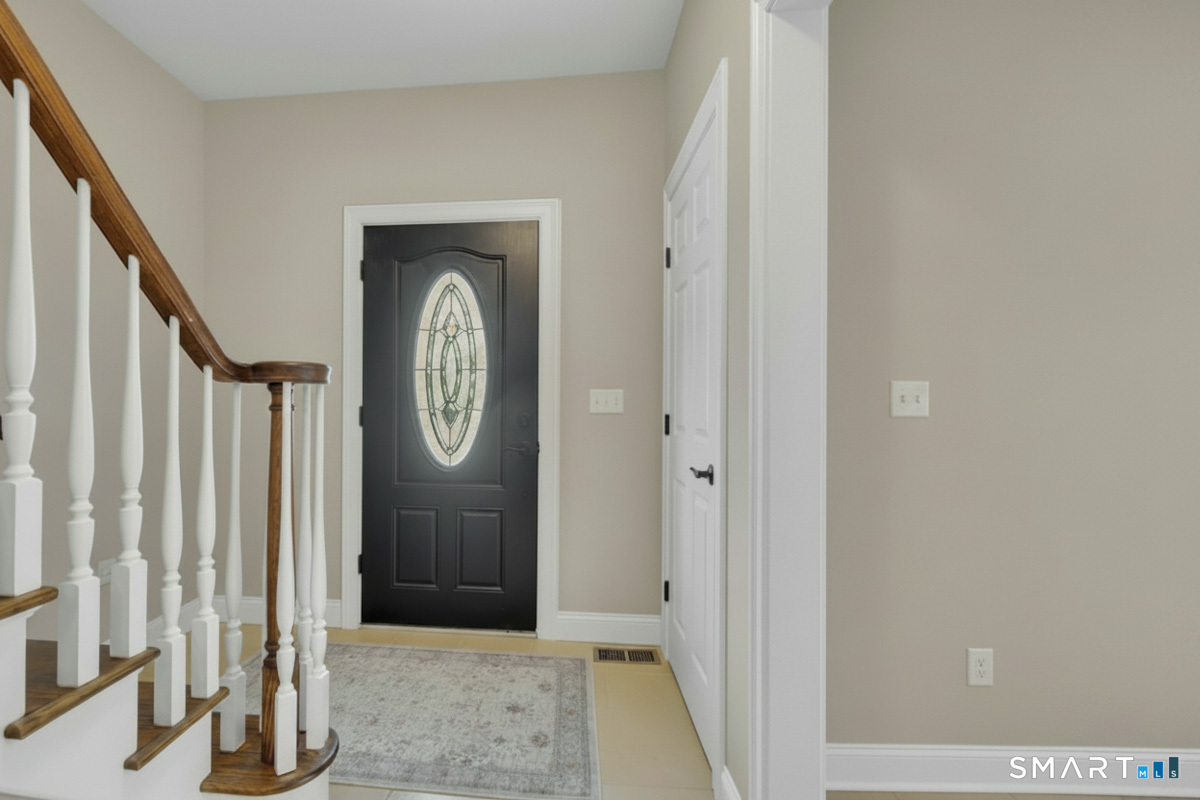 2 Chapman Chase Windsor Locks CT 06096