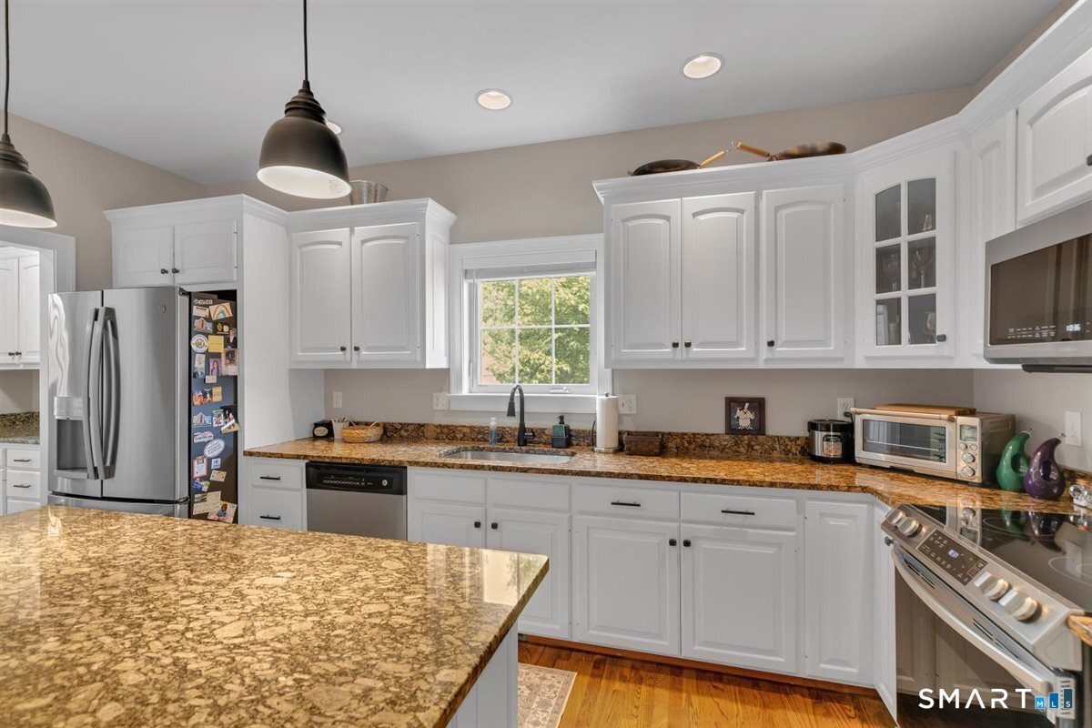 2 Chapman Chase Windsor Locks CT 06096