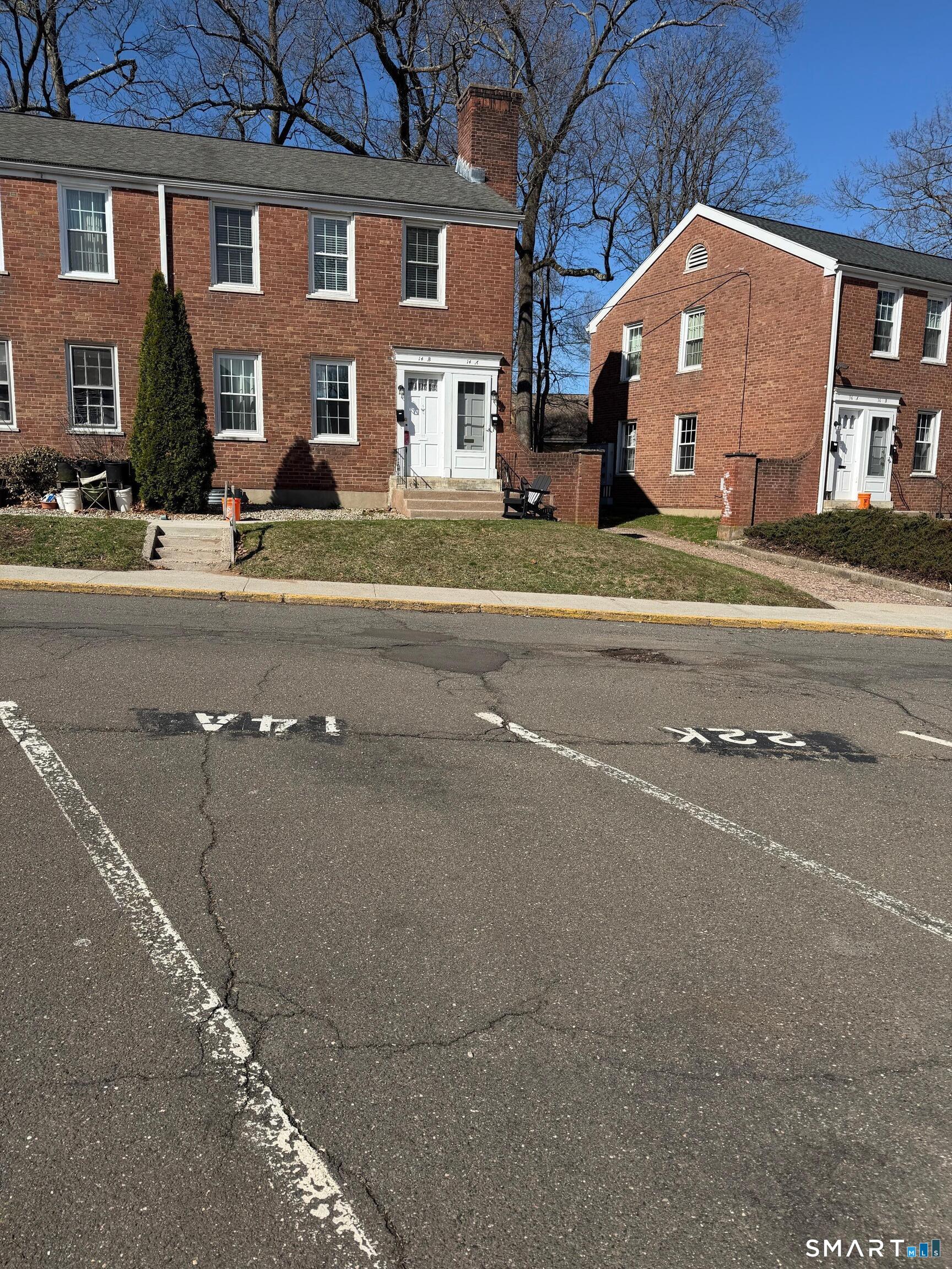 14 Garden Drive Manchester CT 06040