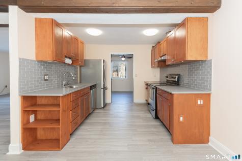 24 Woods Way Woodbury CT 06798