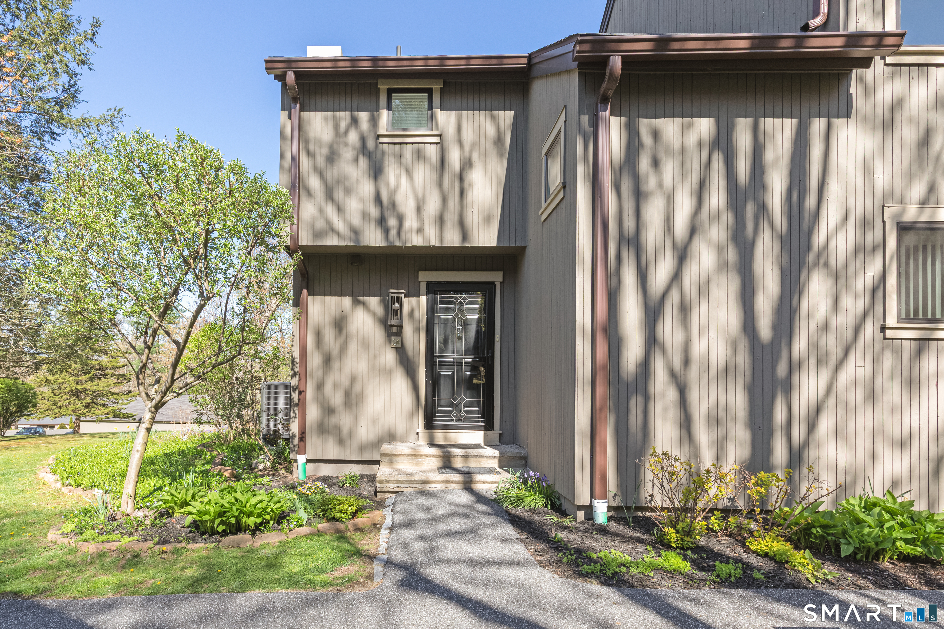 24 Woods Way Woodbury CT 06798