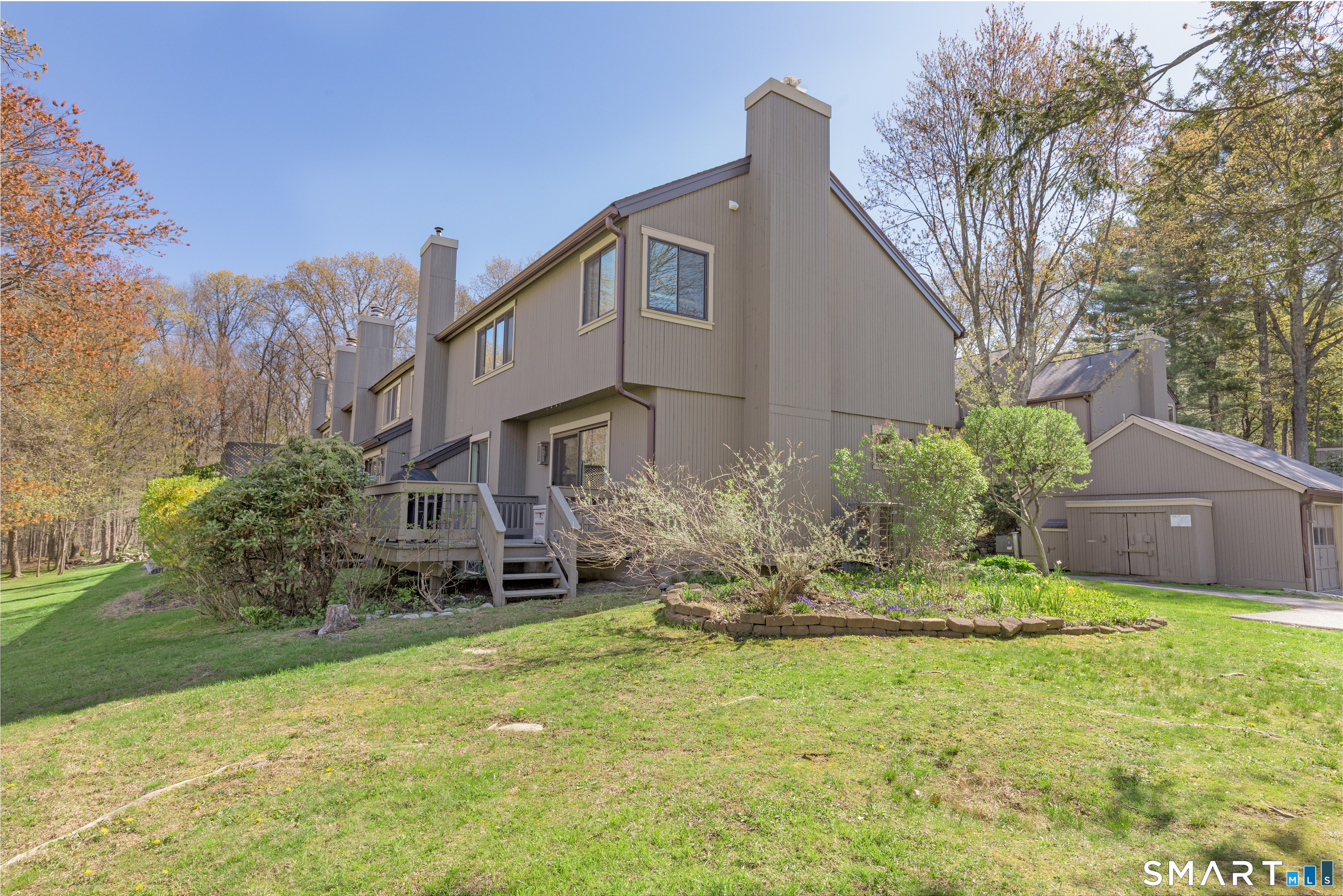24 Woods Way Woodbury CT 06798