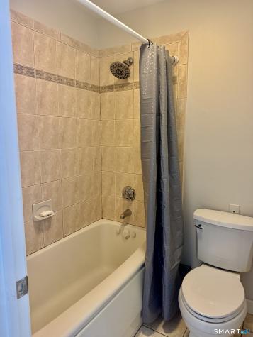 1714 Old Pond Lane Norwich CT 06360