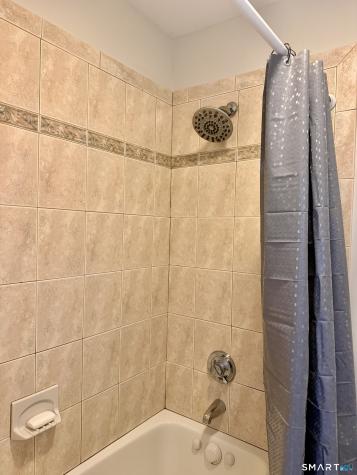 1714 Old Pond Lane Norwich CT 06360