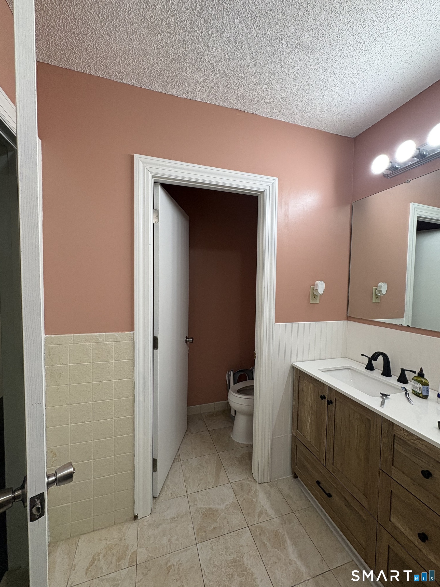 39 Willard Street Hartford CT 06105