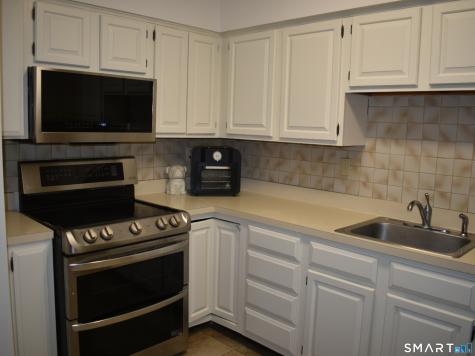39 Willard Street Hartford CT 06105