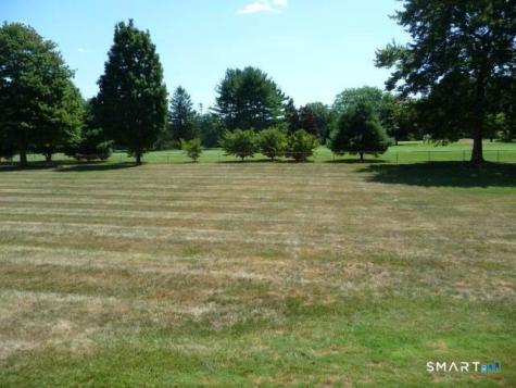 2 Putter Drive Wallingford CT 06492