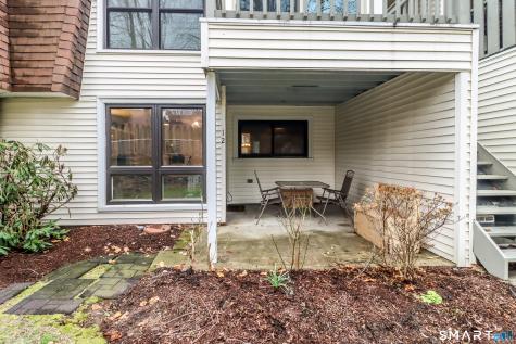 12 Hulls Highway Fairfield CT 06890