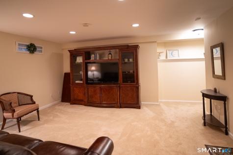 33 Old Field Hill Road Southbury CT 06488