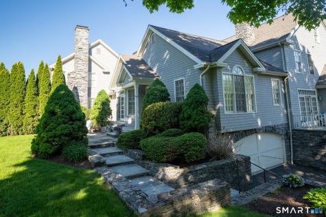 33 Old Field Hill Road Southbury CT 06488
