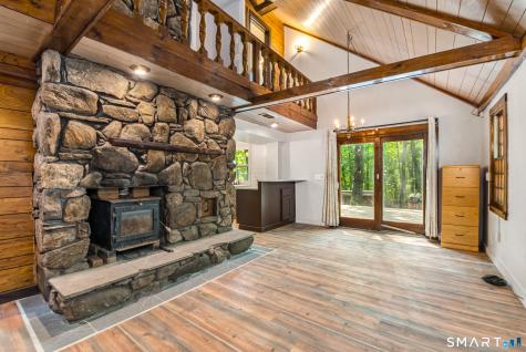 63 Schofield Road Willington CT 06279