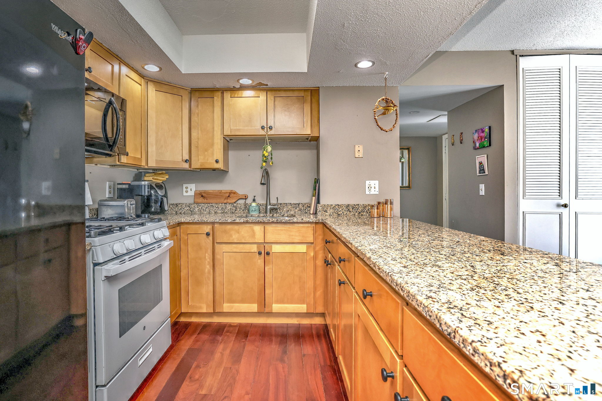 208 Plymouth Colony Branford CT 06405