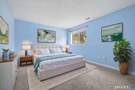 2 Canterbury Court Middletown CT 06457