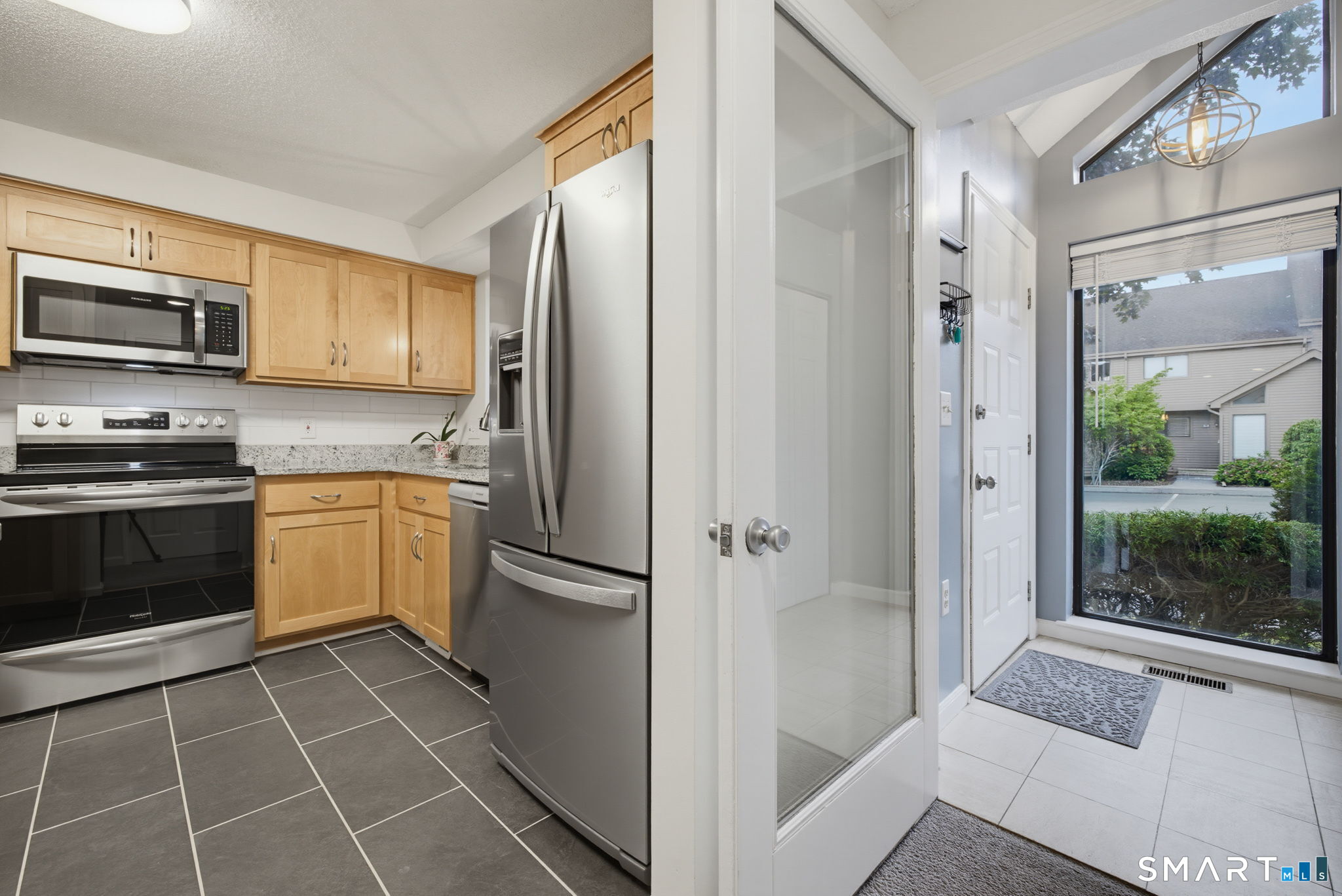 2 Canterbury Court Middletown CT 06457