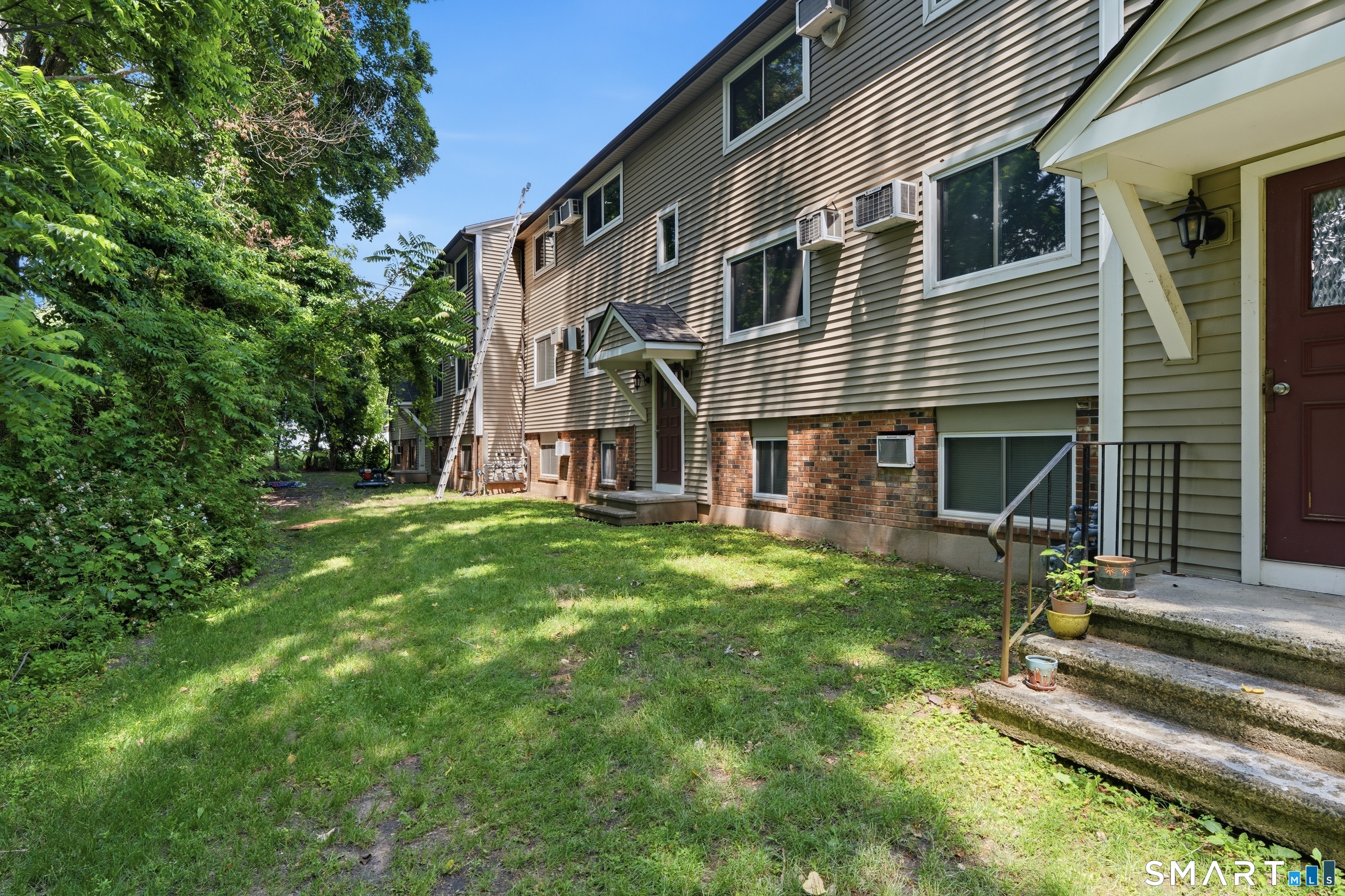 72 Evergreene Wallingford CT 06492