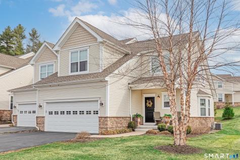 2 Arrowwood Court Middlebury CT 06762