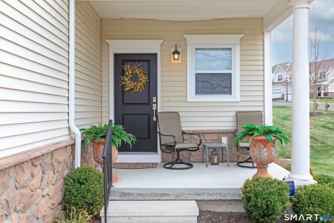 2 Arrowwood Court Middlebury CT 06762