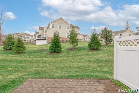 2 Arrowwood Court Middlebury CT 06762