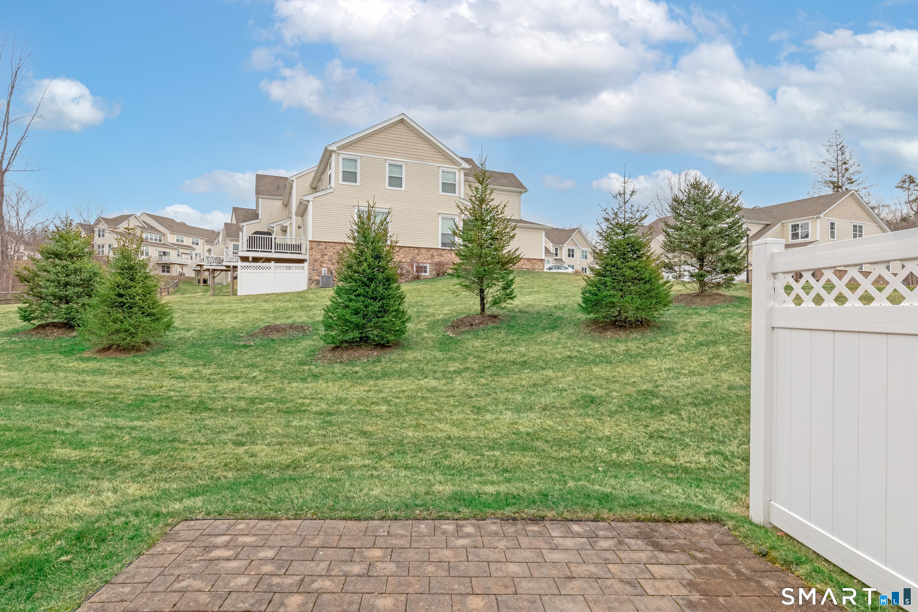 2 Arrowwood Court Middlebury CT 06762