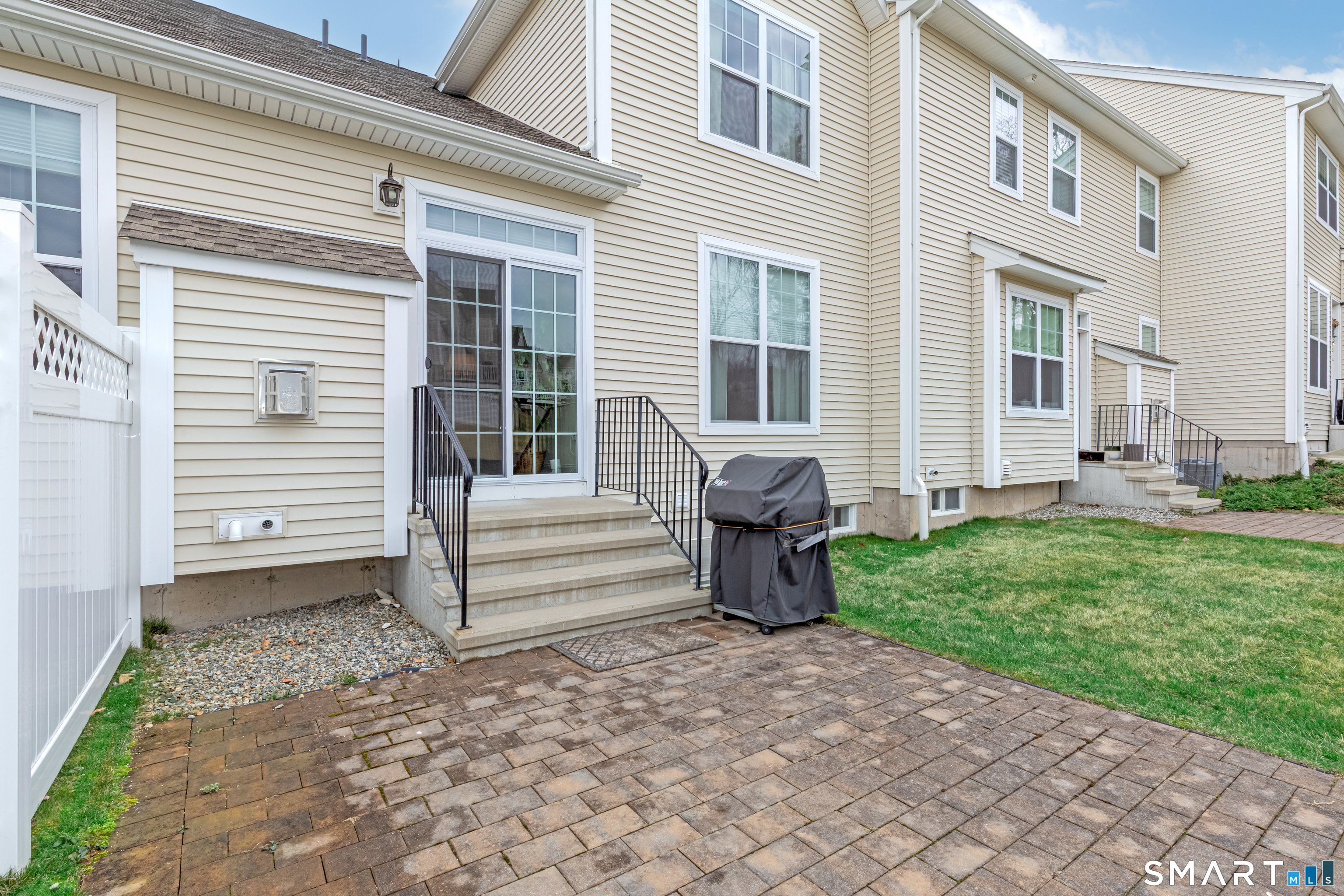2 Arrowwood Court Middlebury CT 06762