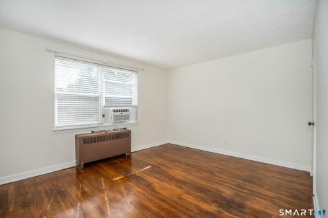51 Arnold Way West Hartford CT 06119