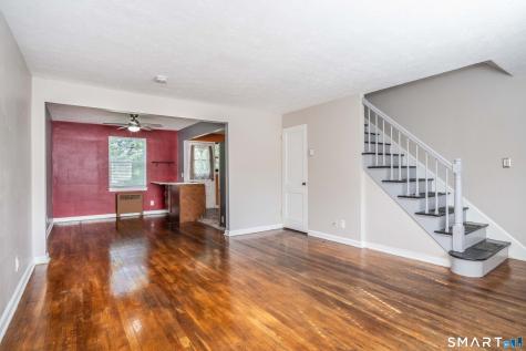 51 Arnold Way West Hartford CT 06119