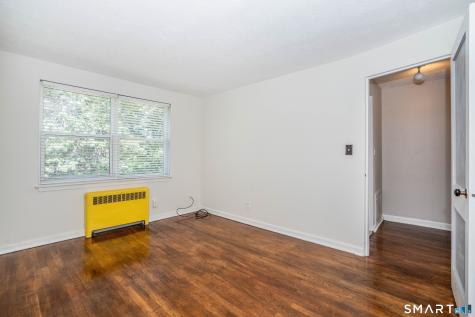 51 Arnold Way West Hartford CT 06119