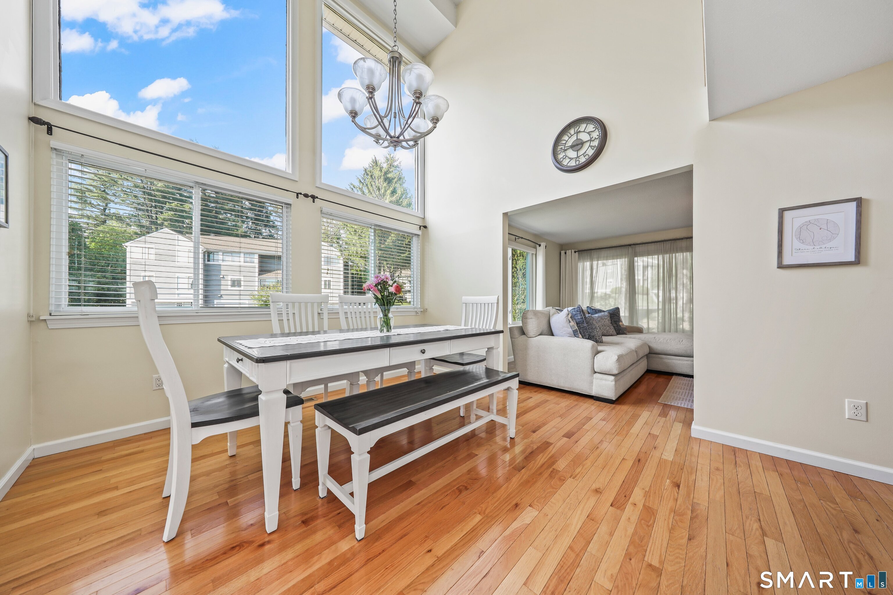 37 Old Mill Court Simsbury CT 06070