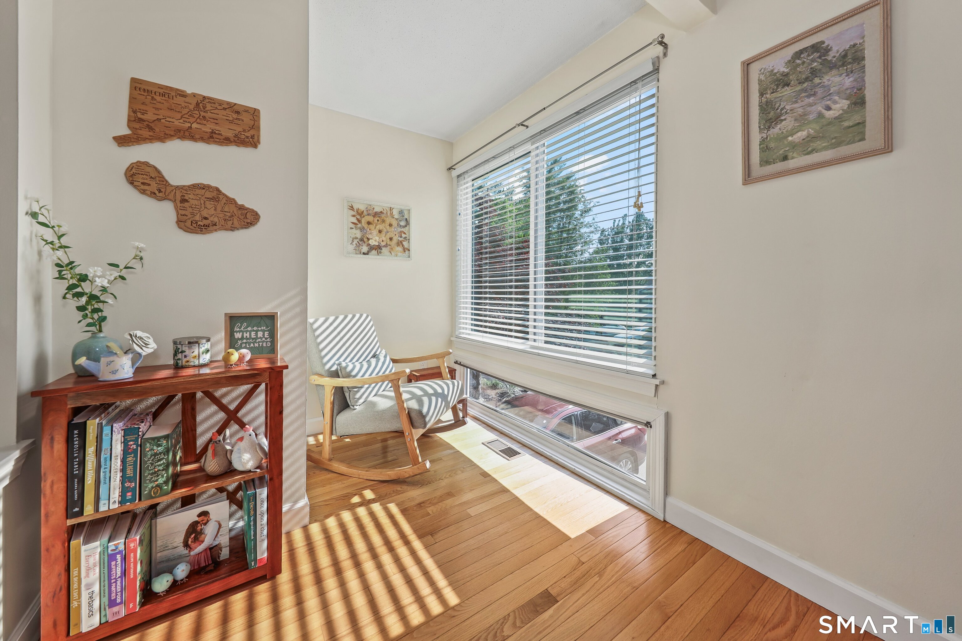 37 Old Mill Court Simsbury CT 06070